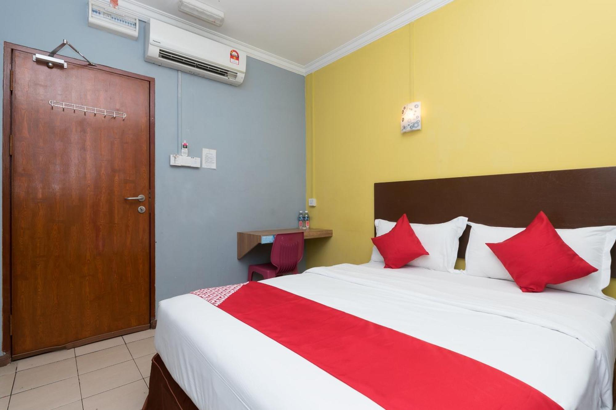 Super Oyo 218 Storytel Hotel Кота Кинабалу Екстериор снимка