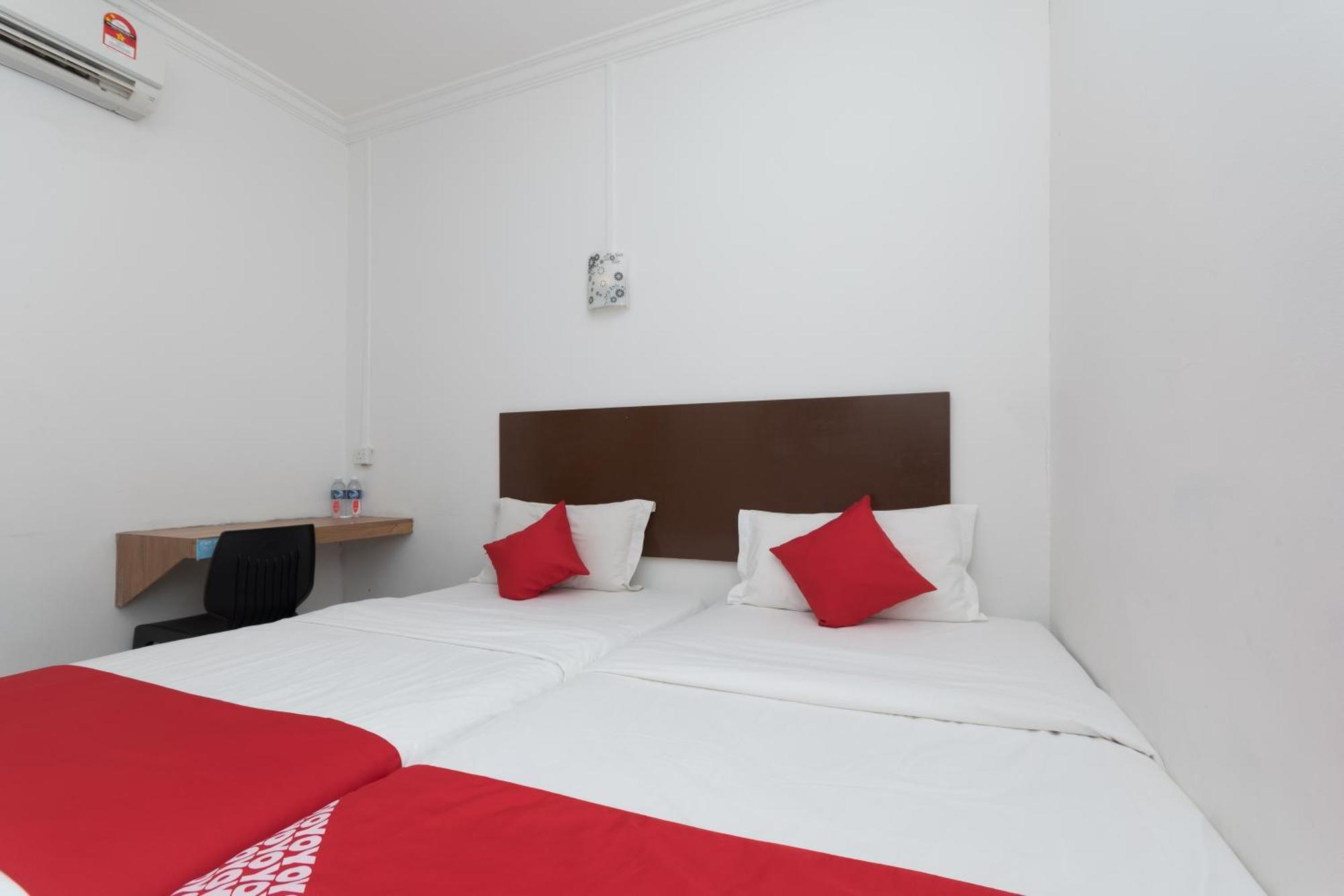 Super Oyo 218 Storytel Hotel Кота Кинабалу Екстериор снимка