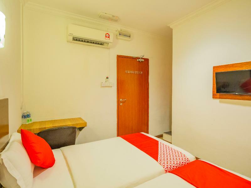 Super Oyo 218 Storytel Hotel Кота Кинабалу Екстериор снимка